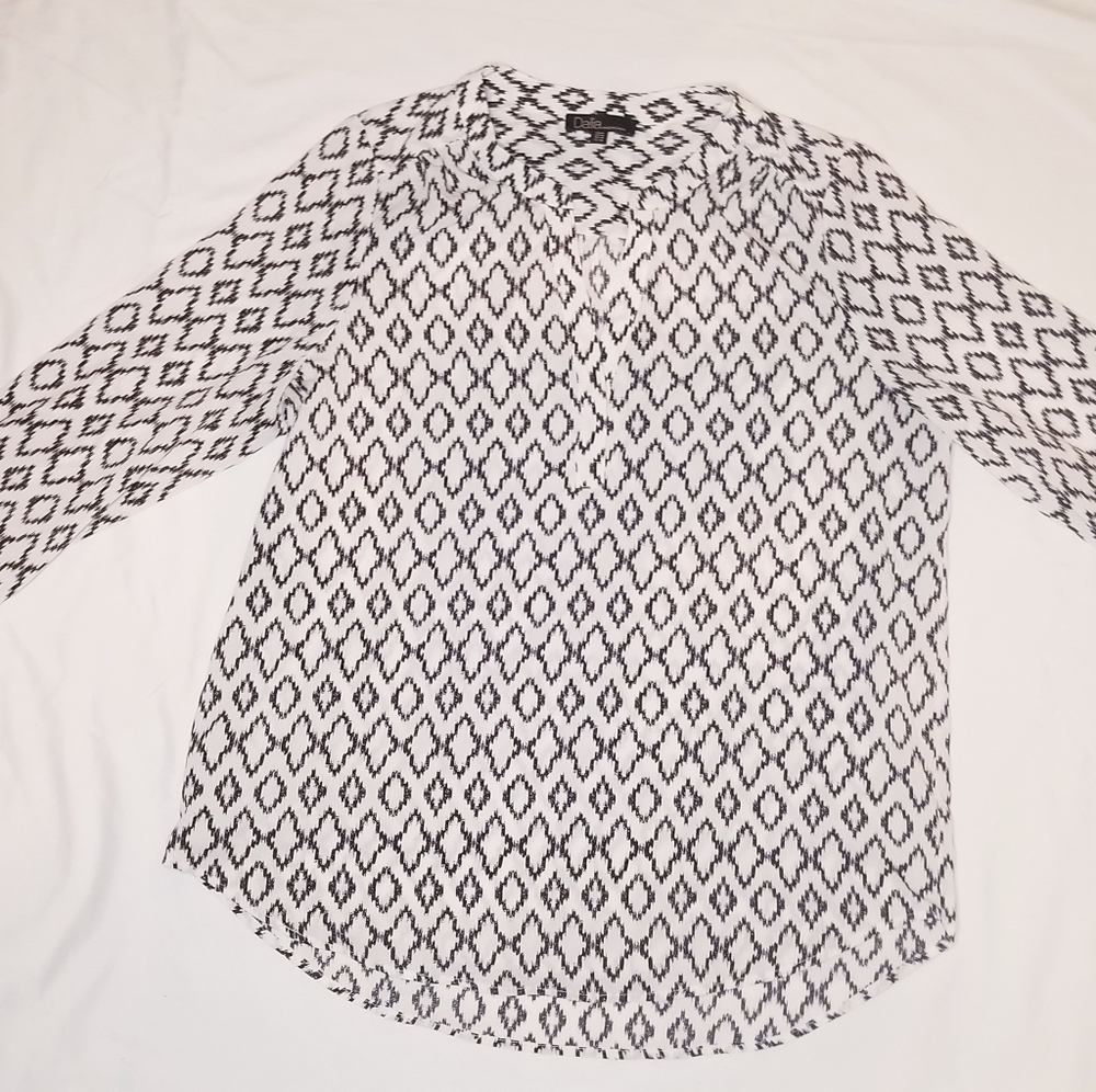 Black and White Geometric Pattern Midsleeve Blouse